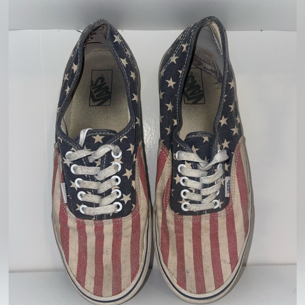VANS American Flag Men’s 9.5.